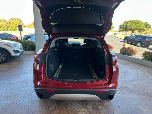 Used 2018 Alfa Romeo Stelvio Ti image 24