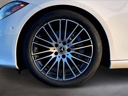 Used 2022 Mercedes-Benz C 300 4MATIC Sedan image 9