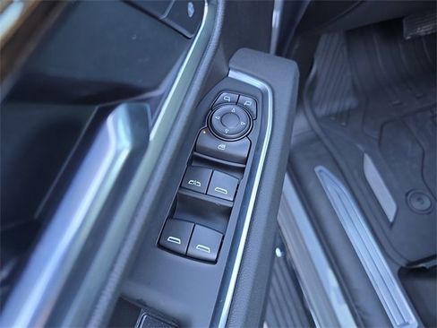 New 2026 GMC Sierra 2500 SLE w/ SLE Value Package; image 17