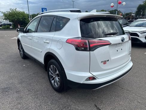 Used 2016 Toyota RAV4 XLE AWD/4WD image 5