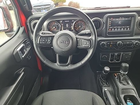 Used 2021 Jeep Wrangler Unlimited Sport AWD/4WD image 14