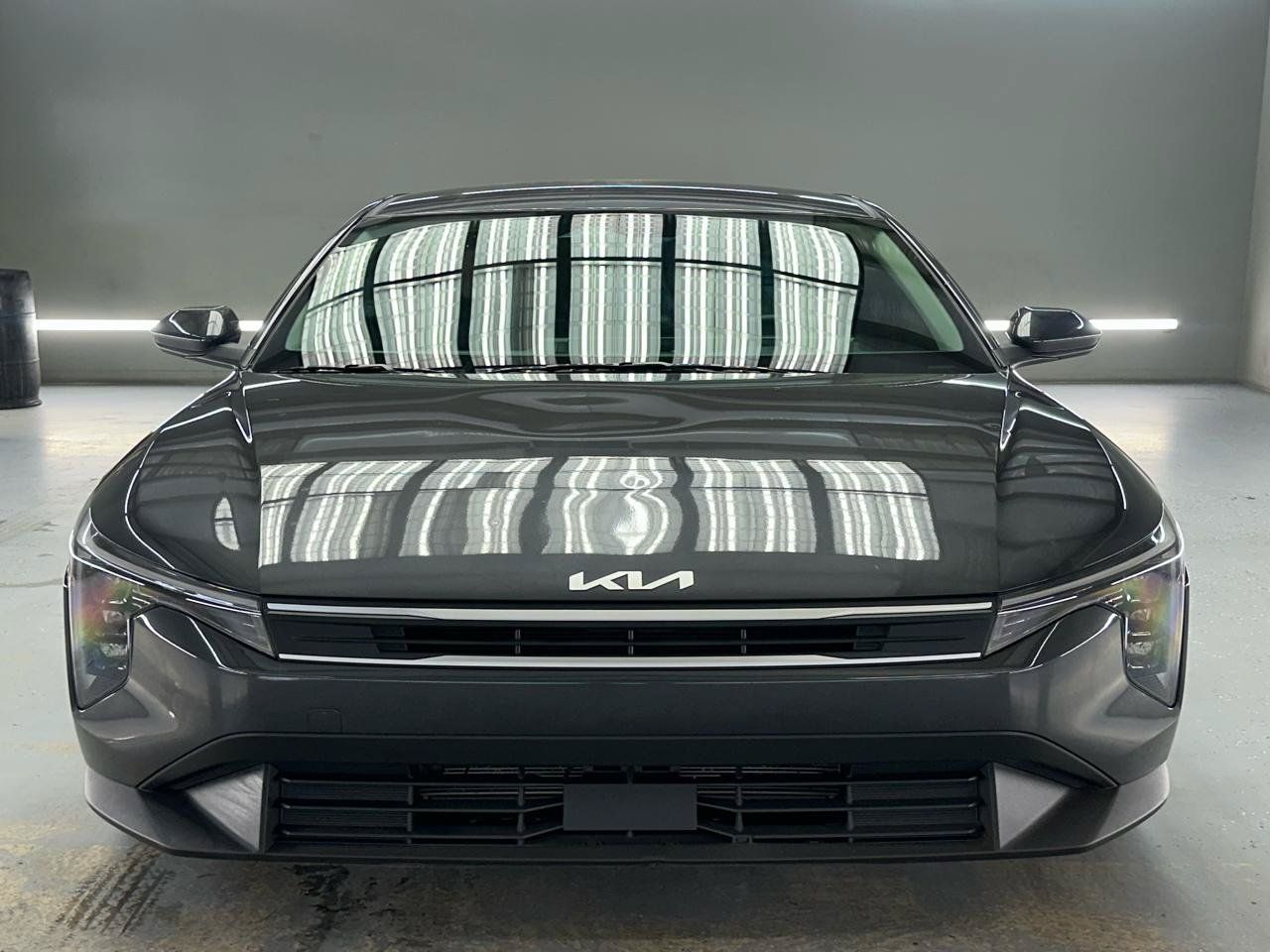 Used 2025 Kia K4 FWD image 2