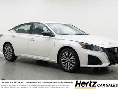 Used 2025 Nissan Altima 2.5 SV