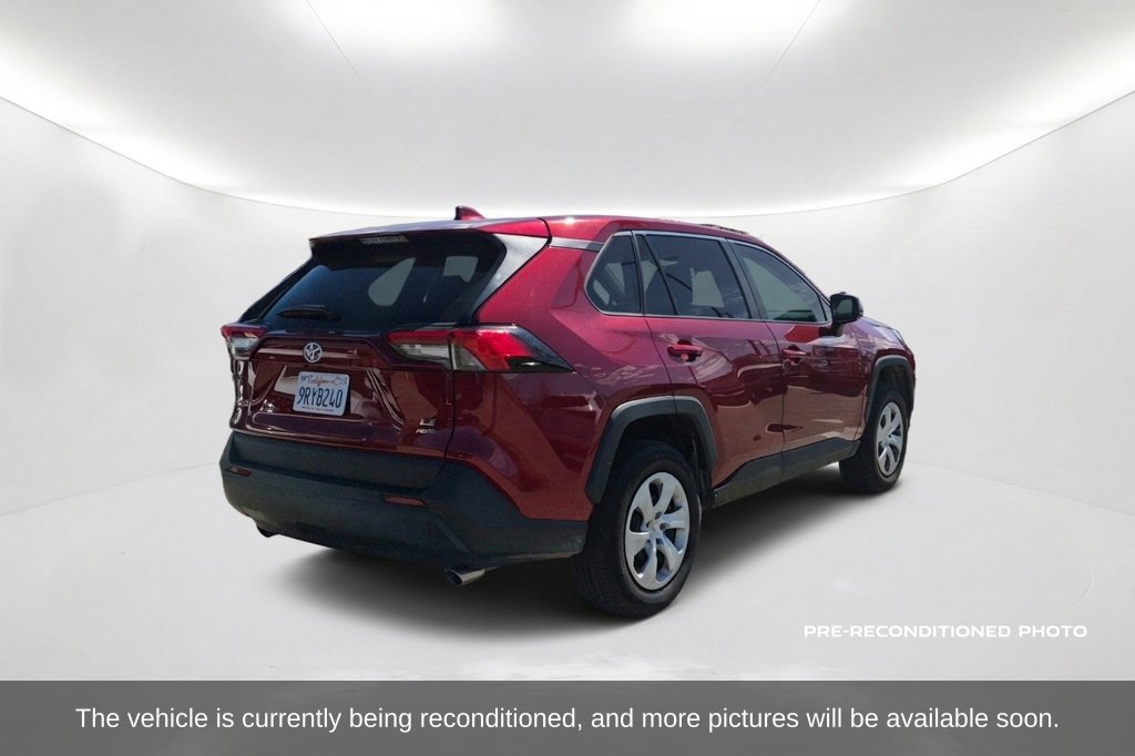 Used 2025 Toyota RAV4 LE AWD/4WD image 6