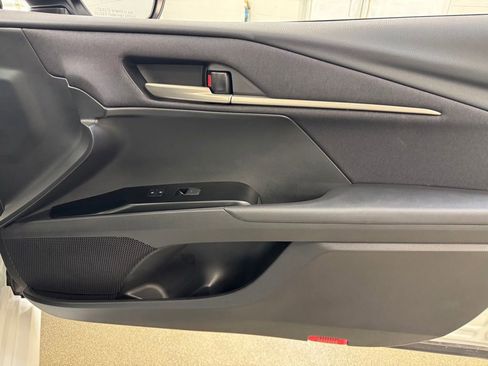 Used 2025 Toyota Camry LE FWD image 25
