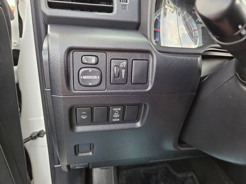Used 2019 Toyota 4Runner SR5 Premium AWD/4WD image 28