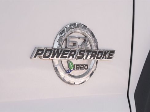 Used 2015 Ford F550 4x4 Regular Cab Super Duty image 28