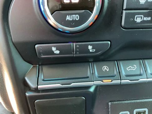 Used 2021 Chevrolet Silverado 1500 LT image 31