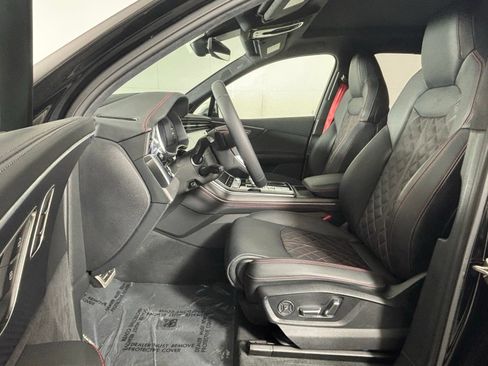Used 2025 Audi SQ7 Prestige w/ Prestige Package AWD/4WD image 12