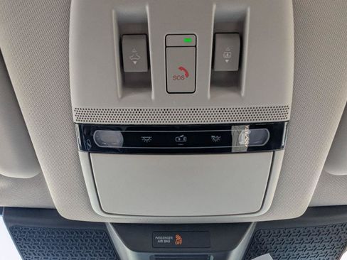 Used 2023 Nissan Ariya AWD/4WD image 29