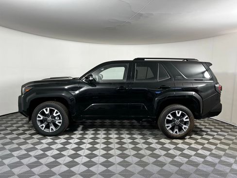 Used 2025 Toyota 4Runner TRD Sport Premium image 8