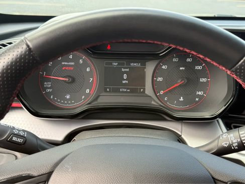 Used 2024 Chevrolet Trax RS w/ Driver Confidence Package FWD image 31