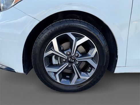 Used 2020 Kia Forte LXS image 11