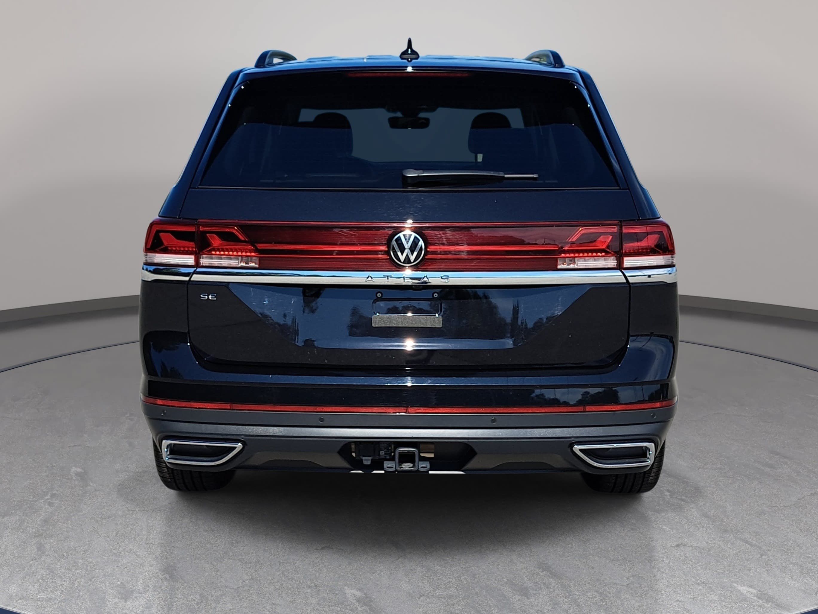 Used 2026 Volkswagen Atlas SE w/ Panoramic Sunroof Package FWD image 6