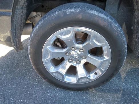 Used 2021 RAM 1500 Big Horn image 5