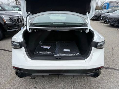 New 2026 Nissan Sentra SR w/ Floor Mat Package image 22