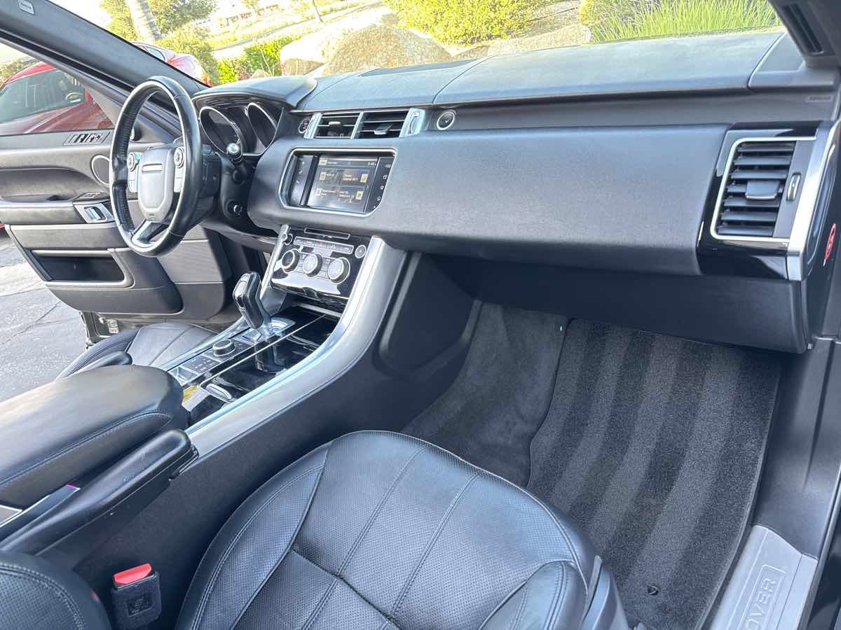 Used 2016 Land Rover Range Rover Sport HSE AWD/4WD image 21