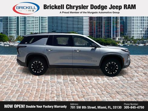 Used 2025 Chevrolet Traverse Z71 AWD/4WD image 6