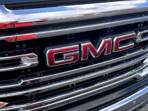Used 2019 GMC Sierra 1500 SLT w/ SLT Premium Plus Package image 26