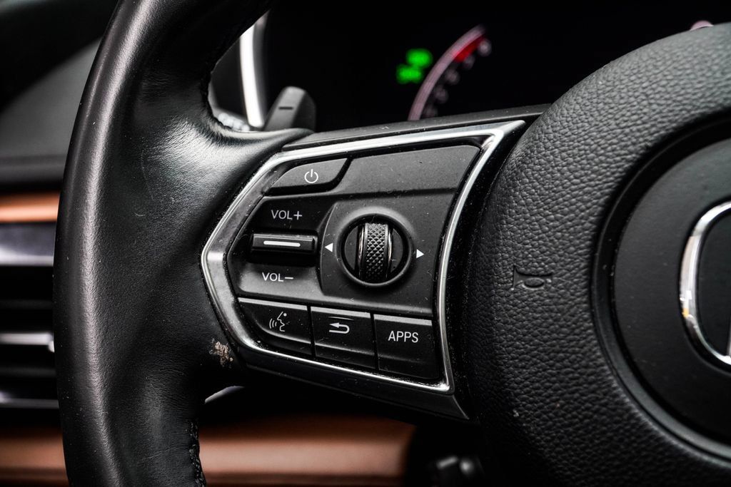 Used 2024 Acura MDX w/ Technology Package FWD image 33