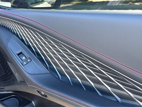 Used 2025 Dodge Charger R/T w/ Sun & Sound Package image 12