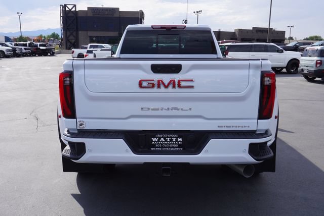 Used 2026 GMC Sierra 3500 Denali w/ Denali Reserve Package AWD/4WD image 10