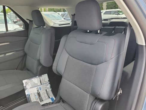 New 2026 Ford Explorer Active RWD image 14