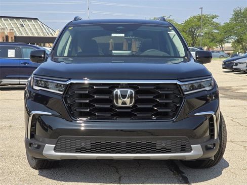 New 2025 Honda Pilot Elite image 15