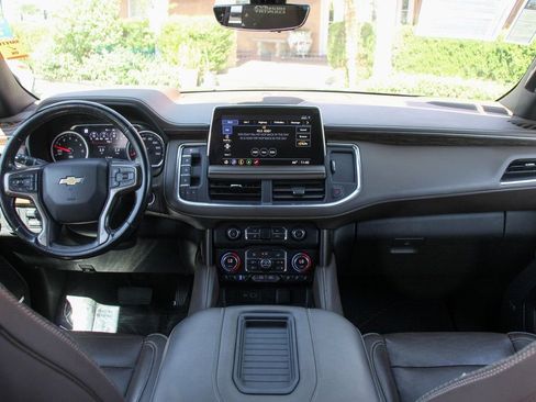 Used 2021 Chevrolet Suburban High Country w/ Premium Package image 30