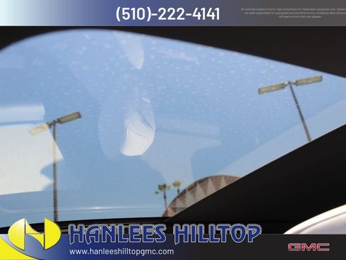 Used 2024 Cadillac Lyriq Luxury AWD/4WD image 17