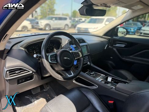 Used 2020 Jaguar F-PACE Prestige AWD/4WD image 14