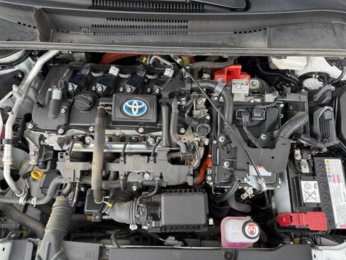 Used 2024 Toyota Corolla LE FWD image 21