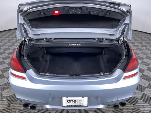 Used 2013 BMW M6 Convertible RWD image 26