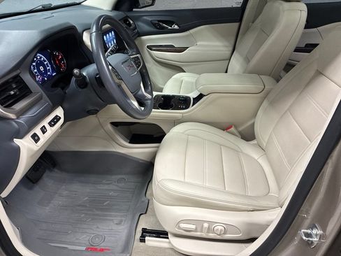 Used 2022 GMC Acadia Denali w/ Denali Ultimate Package AWD/4WD image 27