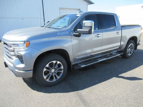 Certified 2024 Chevrolet Silverado 1500 High Country w/ Technology Package image 1