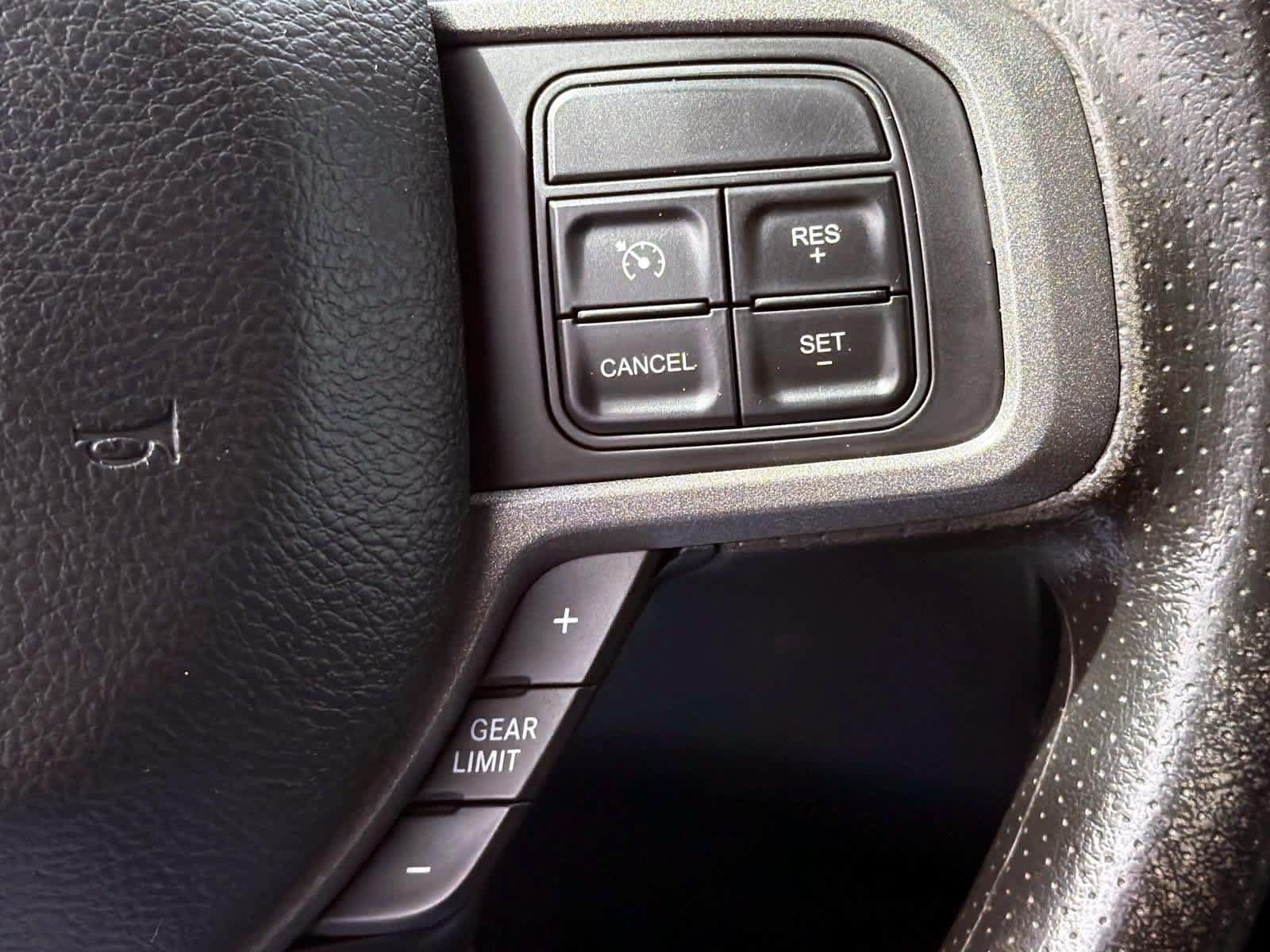 Used 2022 RAM 3500 Tradesman w/ Chrome Appearance Group AWD/4WD image 21