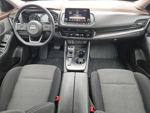 Used 2023 Nissan Rogue SV image 15