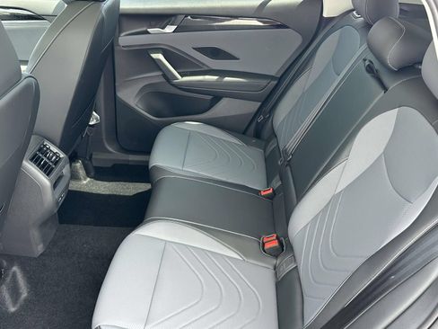 New 2026 Volkswagen Tiguan SE AWD/4WD image 13