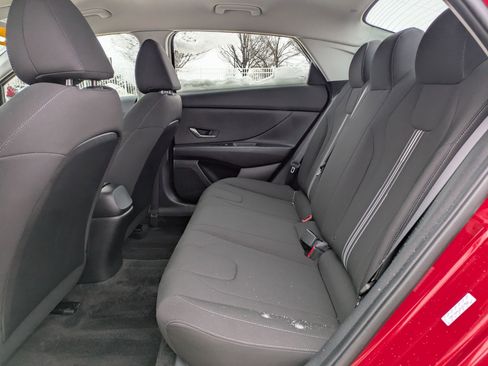 Used 2022 Hyundai Elantra SEL image 22