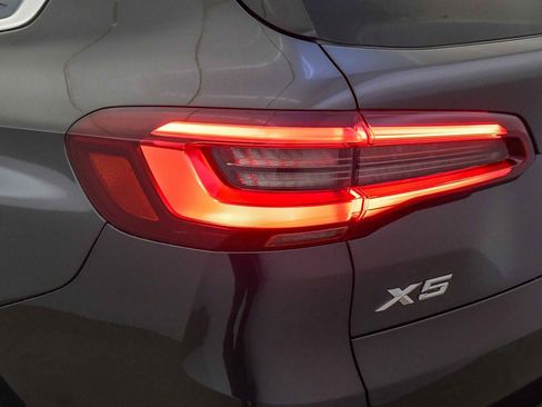 Certified 2023 BMW X5 xDrive45e image 12