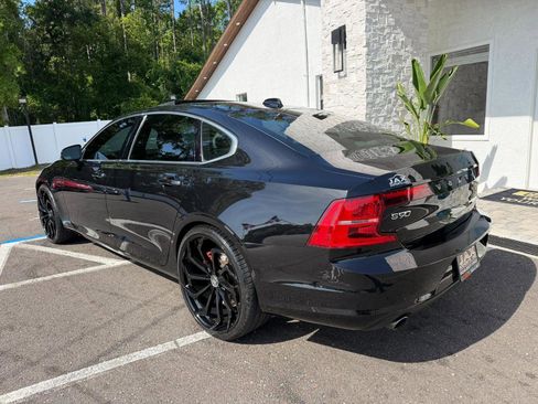 Used 2018 Volvo S90 T5 Momentum w/ Convenience Package FWD image 12