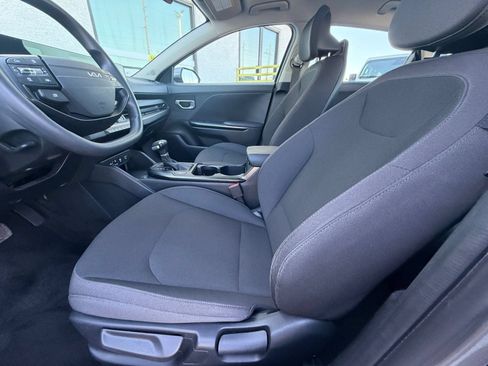 Used 2026 Kia K4 FWD image 25
