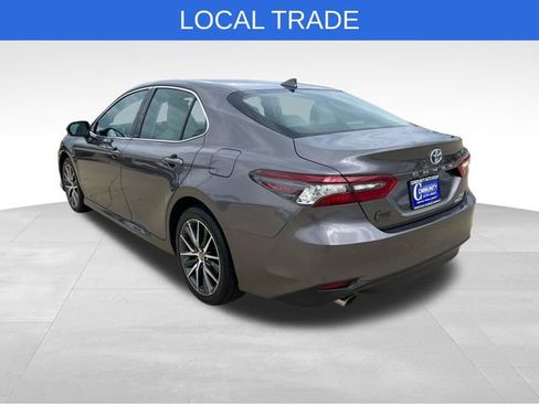 Used 2023 Toyota Camry XLE w/ Cold Weather Package FWD image 4