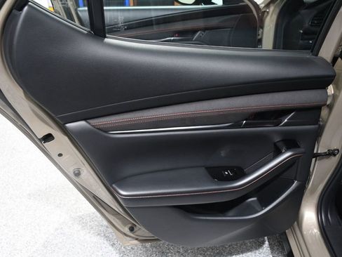 Used 2024 MAZDA MAZDA3 s AWD/4WD image 24