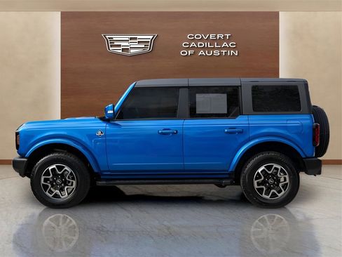 Used 2024 Ford Bronco Outer Banks image 2