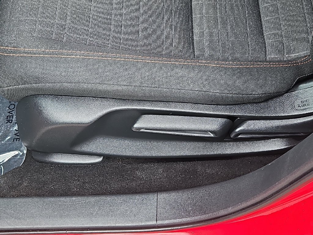 Certified 2025 Honda HR-V Sport image 18