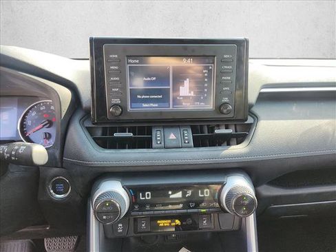 Used 2019 Toyota RAV4 XLE Premium w/ Cold Weather Package AWD/4WD image 13