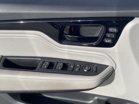 Certified 2024 Honda Odyssey Touring image 20