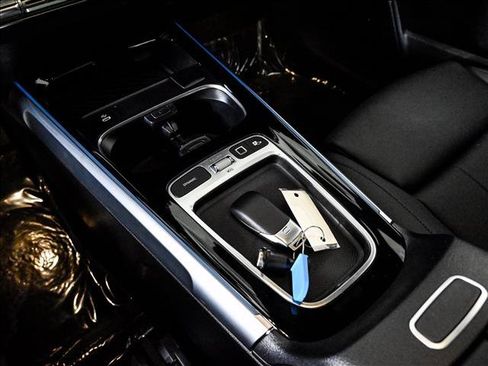 Certified 2025 Mercedes-Benz EQB 300 4MATIC image 13