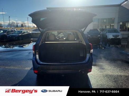 Used 2021 Subaru Forester Premium image 13